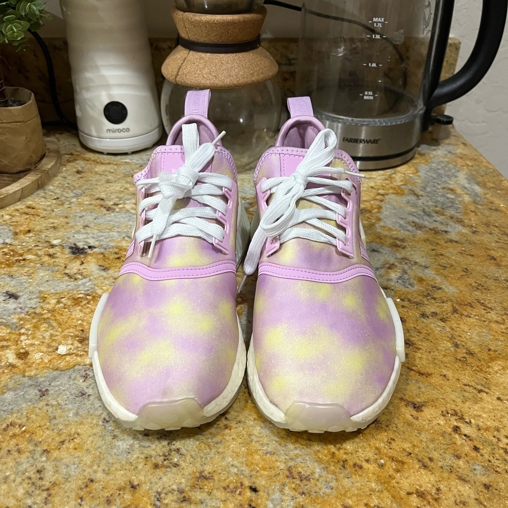 Adidas Nmd Size 5 - image 2